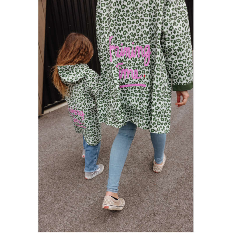 look matchy parent enfant mere fille journée pluvieuse vélo